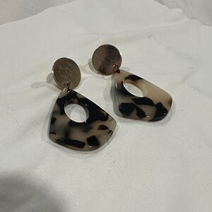 Leopard Print Dangle Earrings